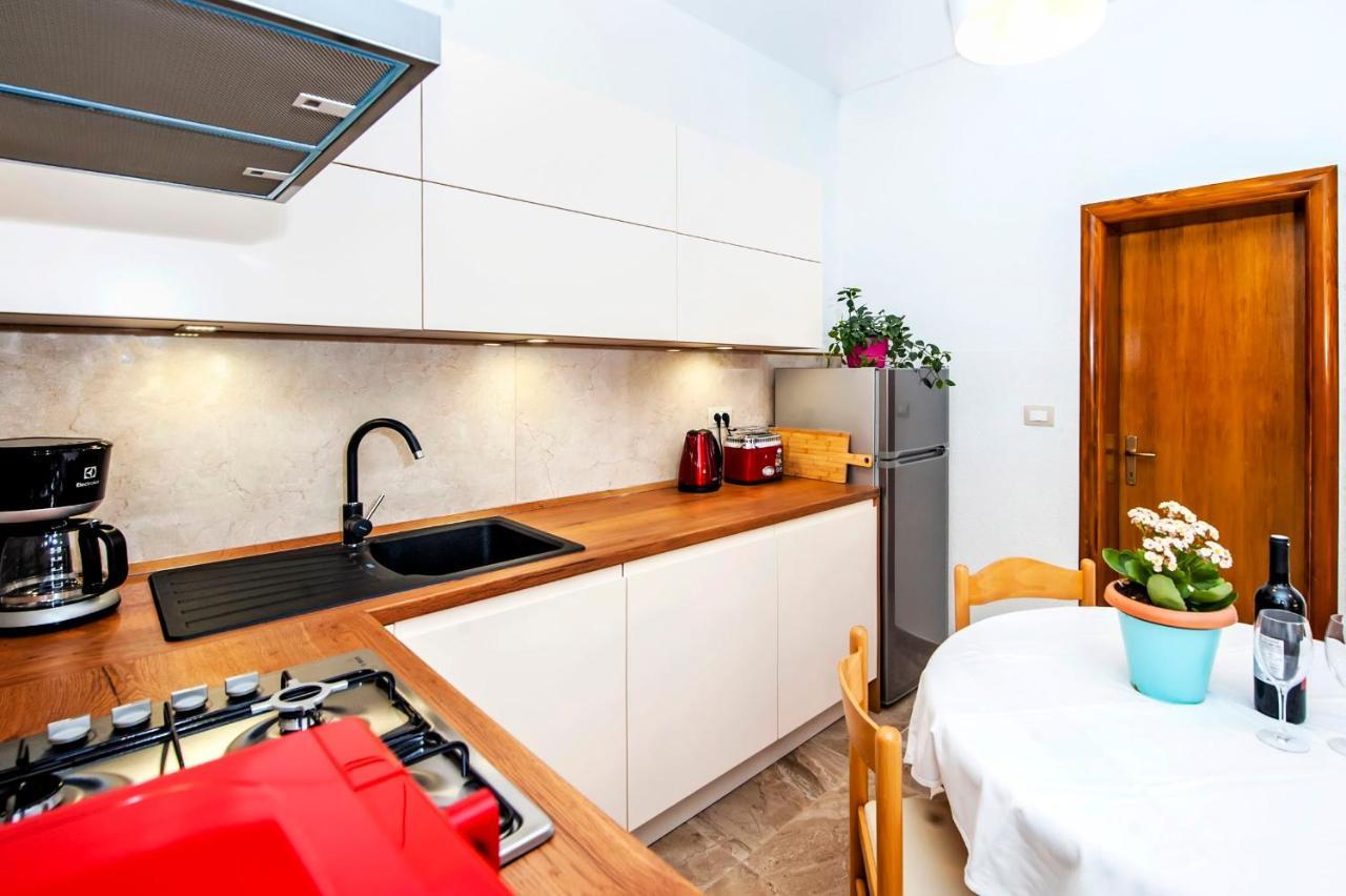 Apartments Karmen Rovinj Dış mekan fotoğraf