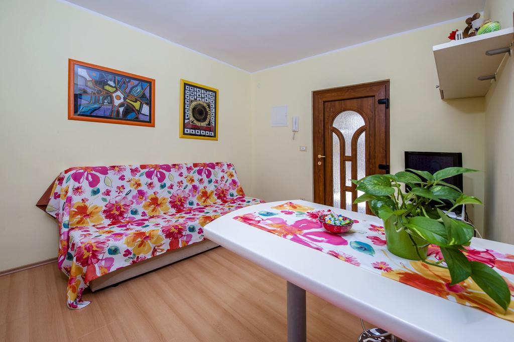 Apartments Karmen Rovinj Dış mekan fotoğraf